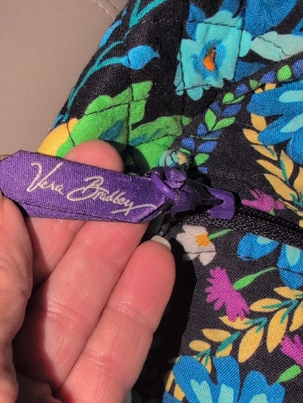 Vera Bradley Retired Pattern "Midnight Blues" Quilted Large Weekender Tote - Picture 2 of 16